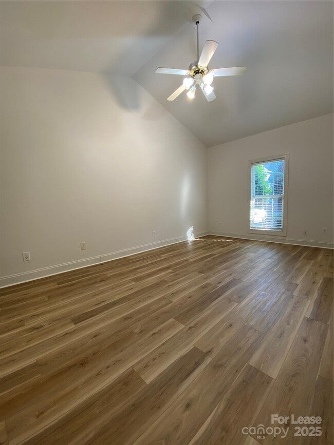 Building Photo - 532 Knighton Hill Rd