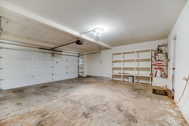 Building Photo - 4460 Junction Dr