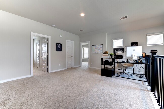 Building Photo - 3735 Rush Plns Ct