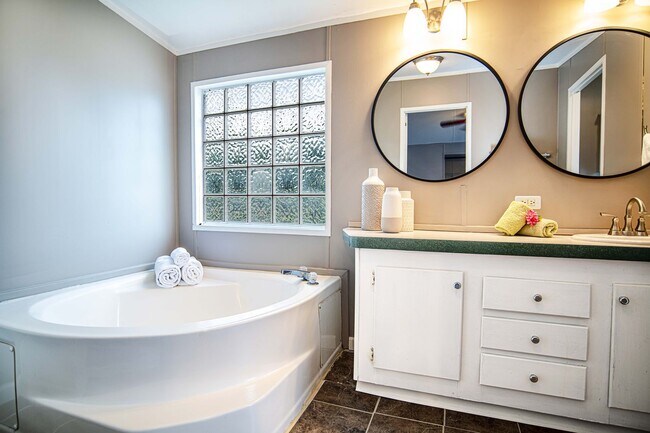 Building Photo - Private (Gated) Country Retreat - RV Hookups, 2 Decks, Back Patio, Outdoor Gaming/Utility Area, S...