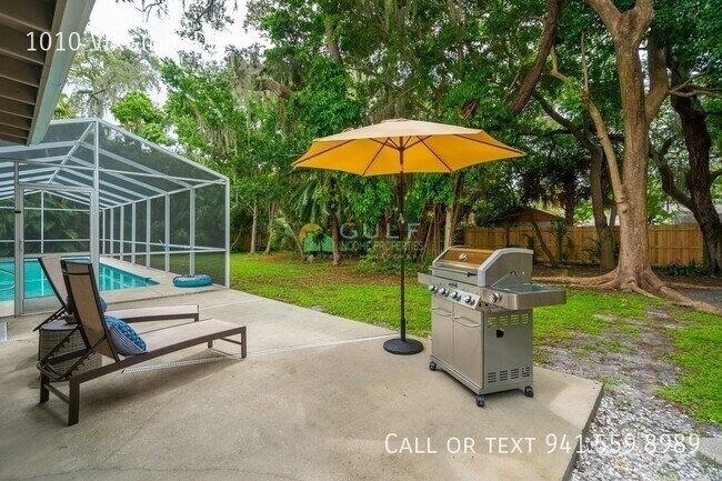 Building Photo - 1010 Virginia Dr