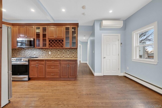 Building Photo - 92 Kimball Ave