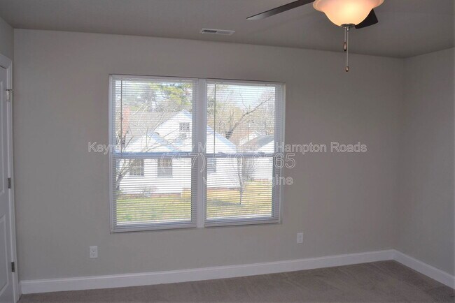 Building Photo - 1 Worden Pl