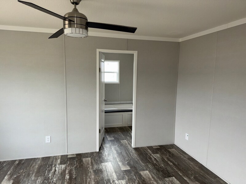 Building Photo - 365 Patriot Ln