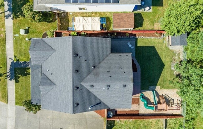 Building Photo - Stunning large 4 bedroom in Northwest Land...