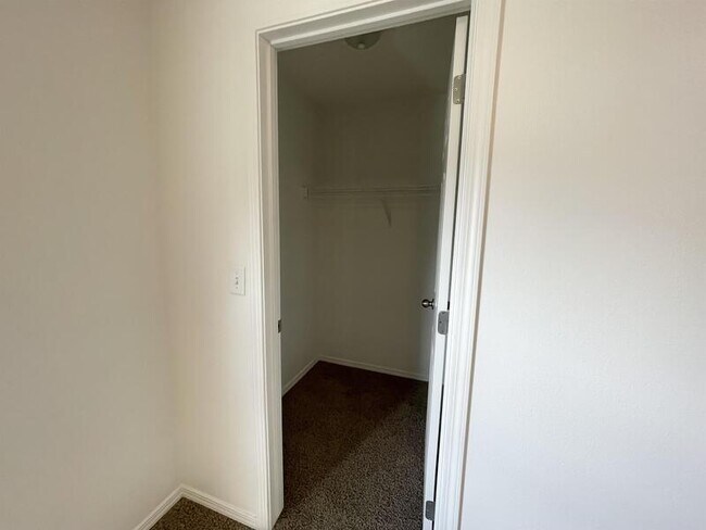 Building Photo - 432 S 1230 W