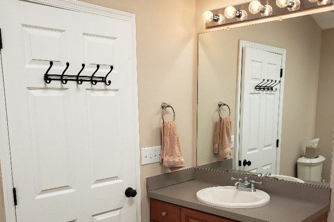Master Bathroom - 39 Russell Ct