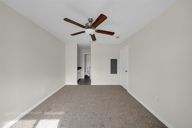 Building Photo - 12619 Ashford Meadow Dr