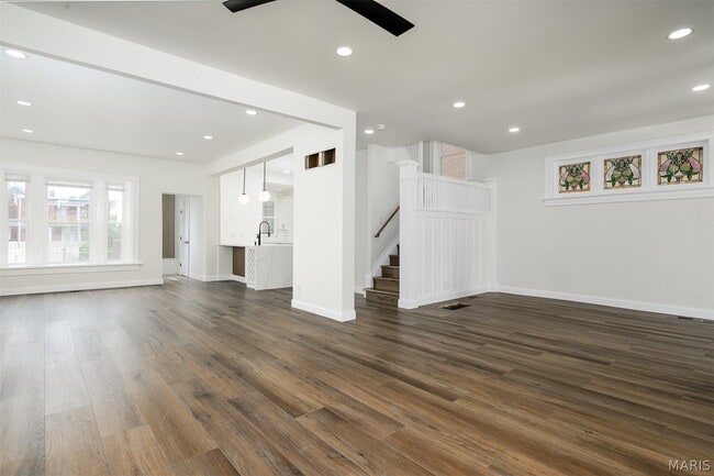 Building Photo - 5750 Waterman Blvd