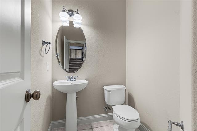 Building Photo - 5717 Lunsford Rd