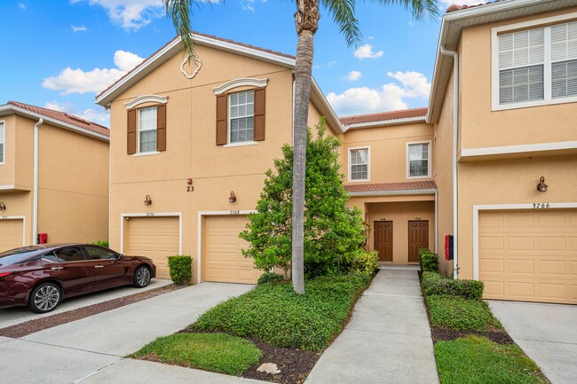 Building Photo - 3768 Parkridge Cir