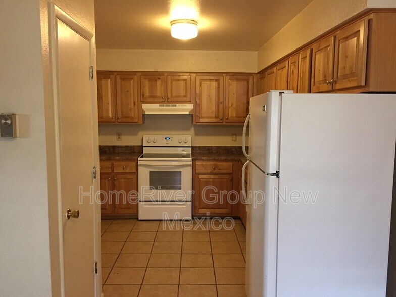 Building Photo - 516 Dorado Pl SE