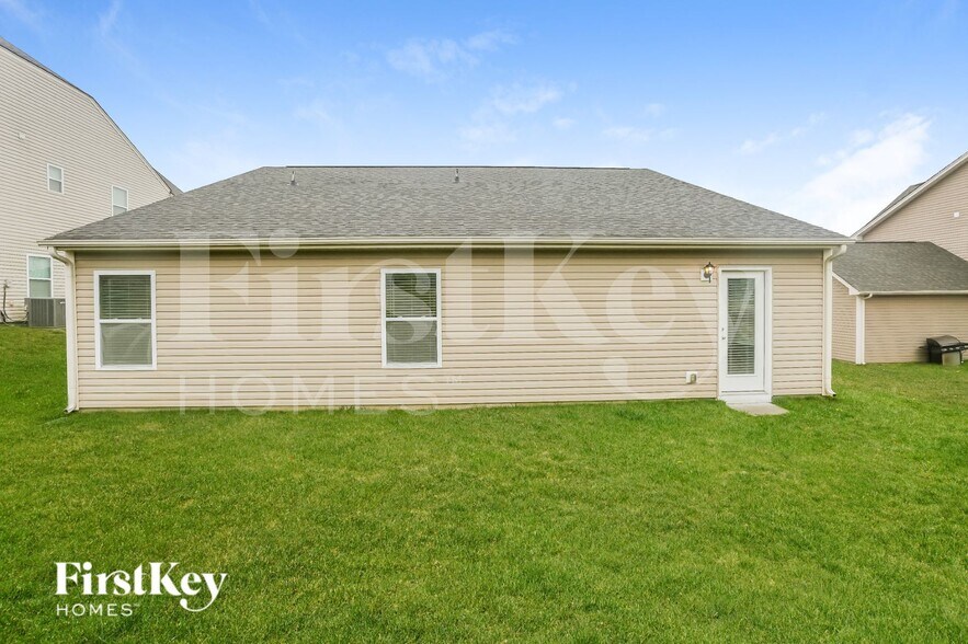 Building Photo - 875 Pointe Andrews Drive