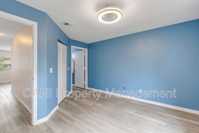 Building Photo - 1601 Big Tree Rd