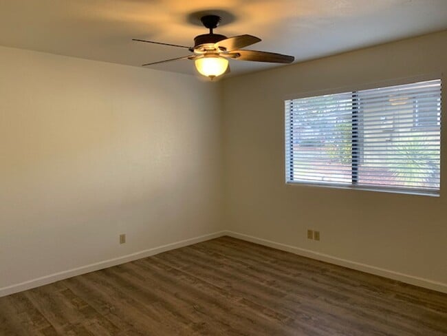 Building Photo - West Sedona