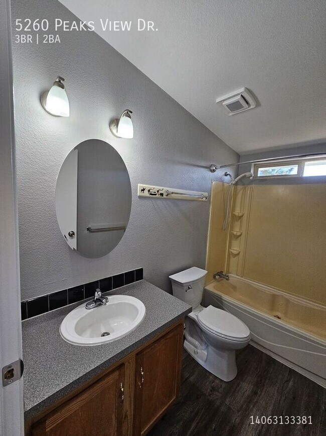 Building Photo - 5260 Peaks View Dr