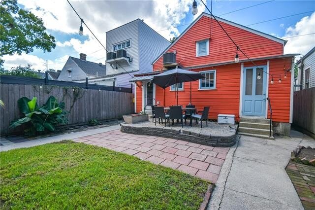 Building Photo - 4427 Annunciation St