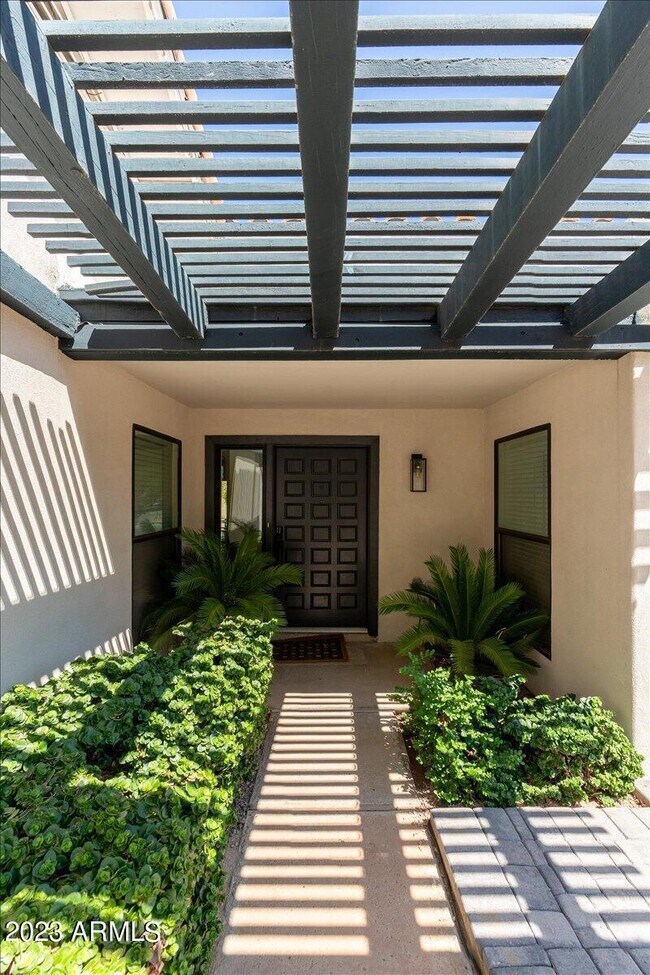 Building Photo - 11601 N 50th Pl