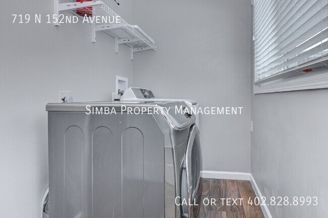 Building Photo - 719 N 152nd Ave