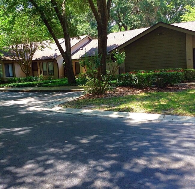 Primary Photo - Great 2/2 In Woodcreek Village-Sublease