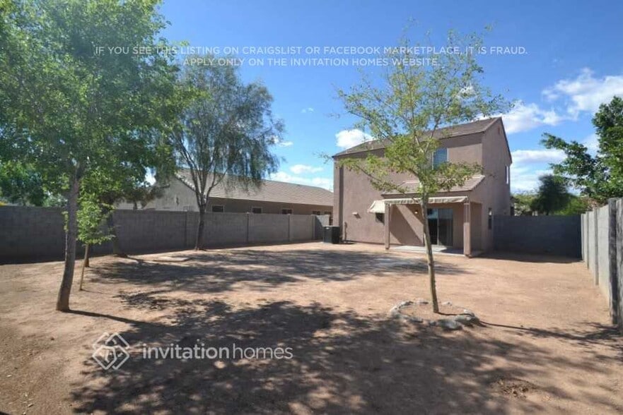 Building Photo - 12047 W Salter Dr