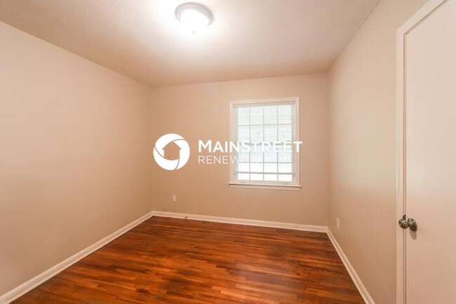 Building Photo - 1756 Dorrie Ln