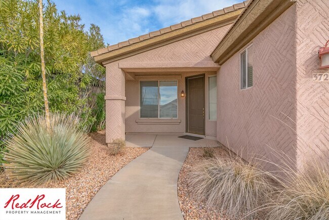 Building Photo - 2 Bedroom Townhome in Coral Canyon with Resort Amenities