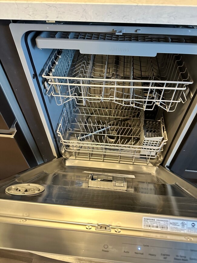 Building Photo - 12477 SE 301st Pl