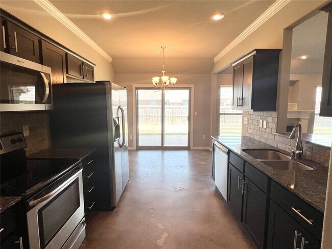 Building Photo - 211 Genoa Way