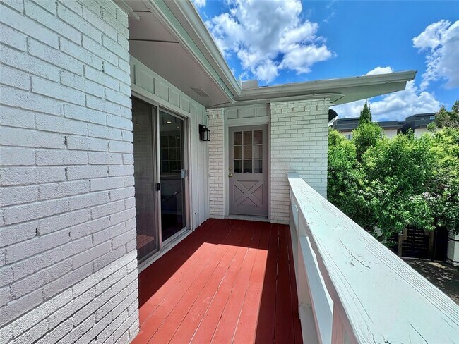 Building Photo - 4347 Dickason Ave