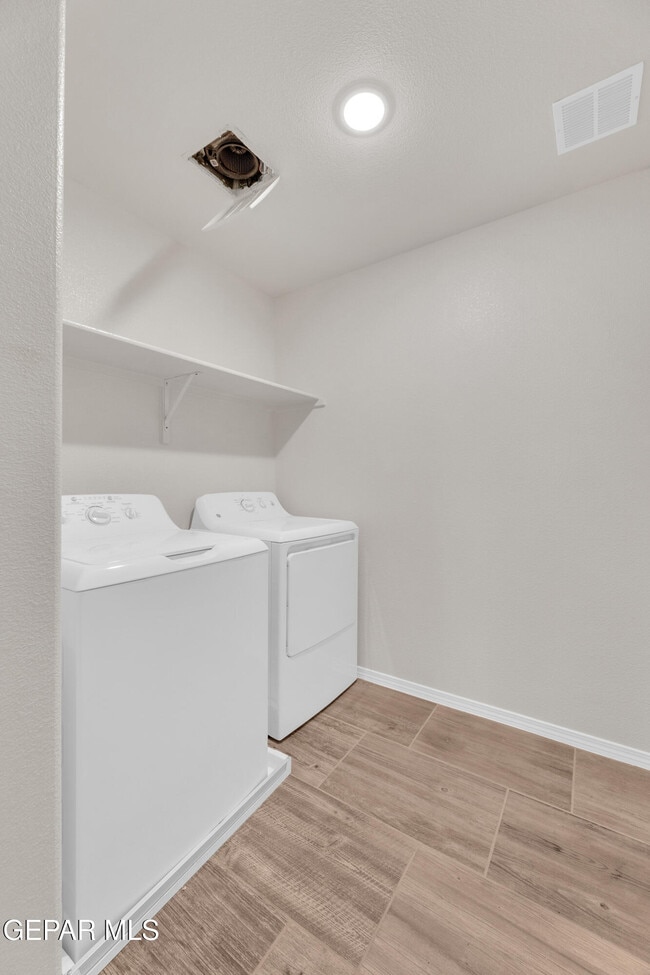 Building Photo - 11474 Dawn Vw Rd