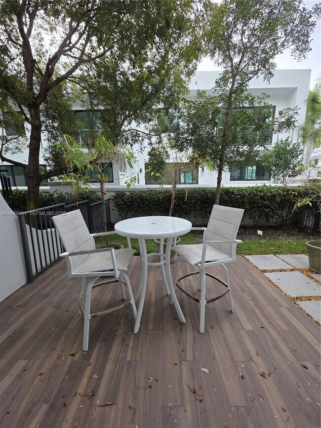 Building Photo - 4538 E Aqua Bella Ln