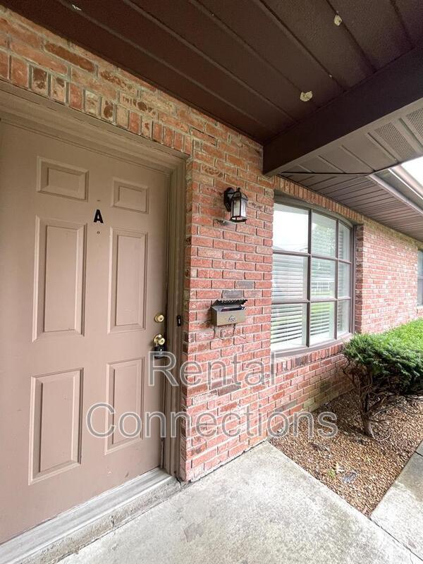 Building Photo - 1305 W Copeland St