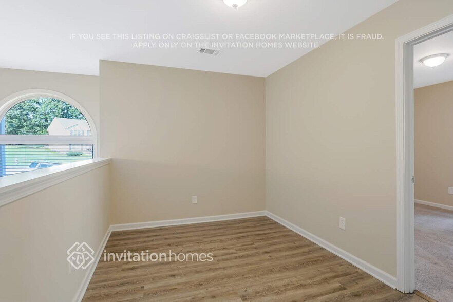 Building Photo - 4846 Ventnore Pl