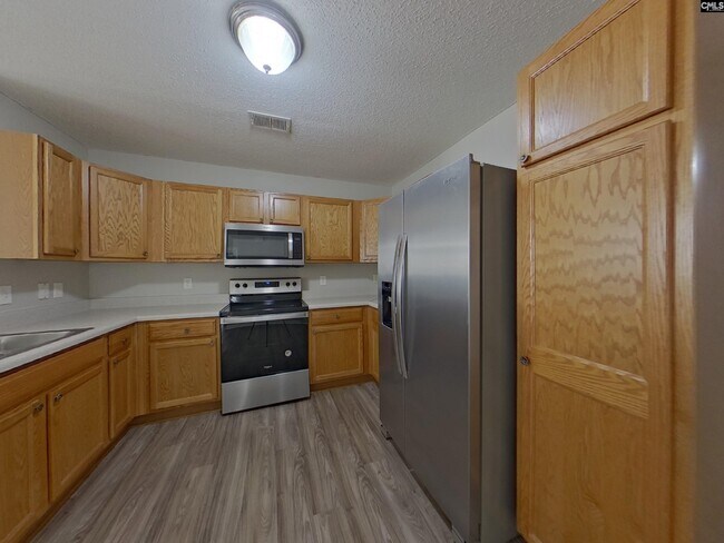 Building Photo - 109 Chatham Trace