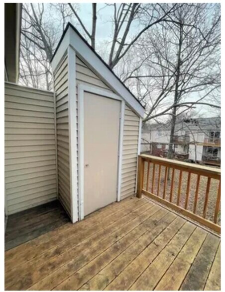 Building Photo - 9053 Wrenwood Ln