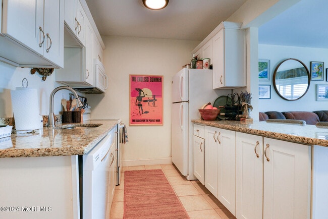 Building Photo - 96 Fifth Ave