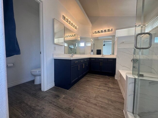 Building Photo - 3 BEDROOM SINGLE STORY HOME WITH ABOVE GROUND SPA!