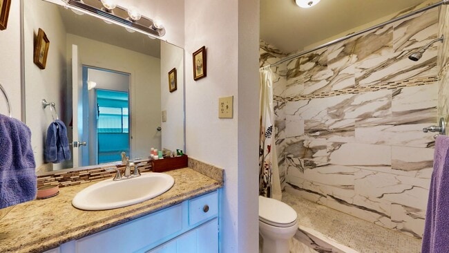 Building Photo - 555 E 10th Ave