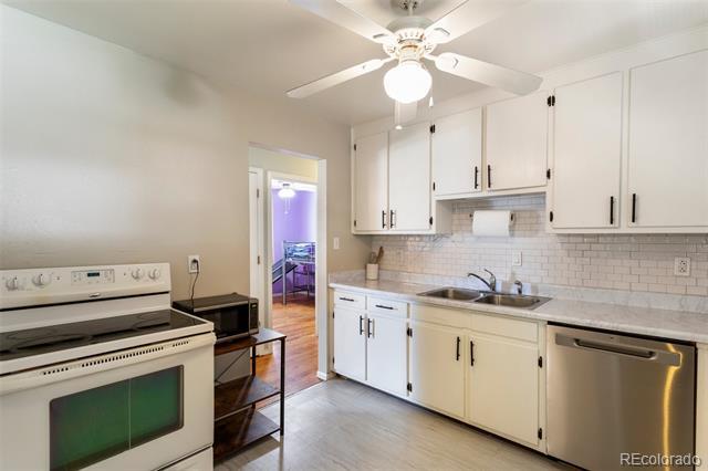 Building Photo - 1550 Happiness Dr
