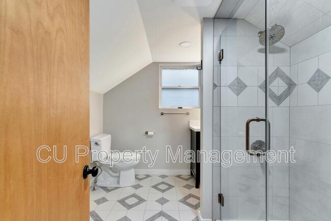 Building Photo - 202 W Indiana Ave