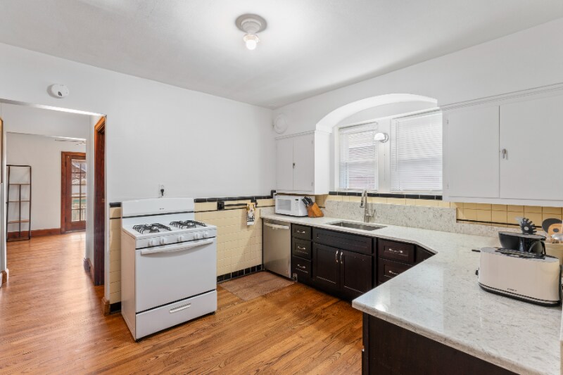 Building Photo - 5520 Neosho St