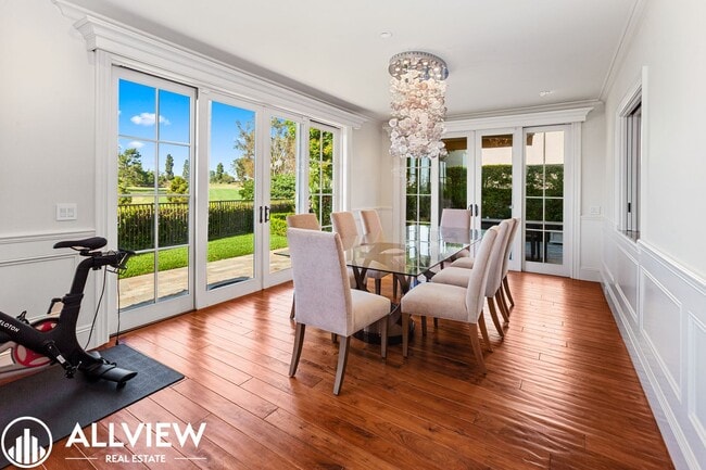Building Photo - Stunning 3 Bedroom + Bonus Room 3.5 Bath A...