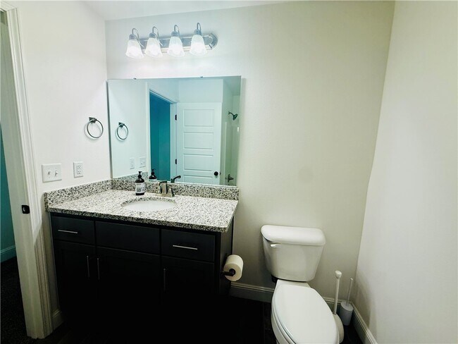 Building Photo - 424 NW 59th Ave