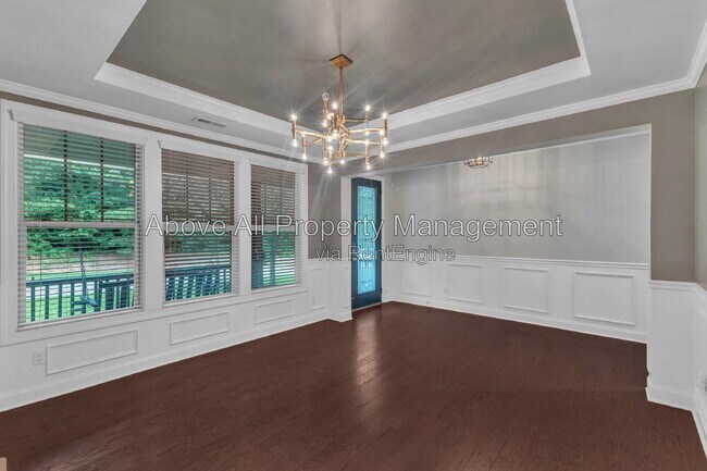 Building Photo - 8313 Henderson Rd