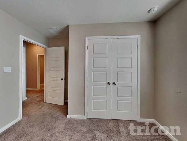 Building Photo - 13547 Emerson Wy