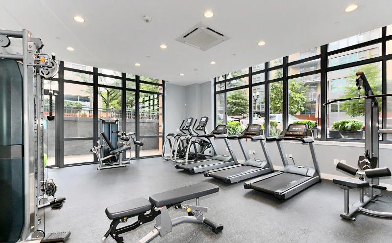 Building Photo - 2000 Clarendon Blvd