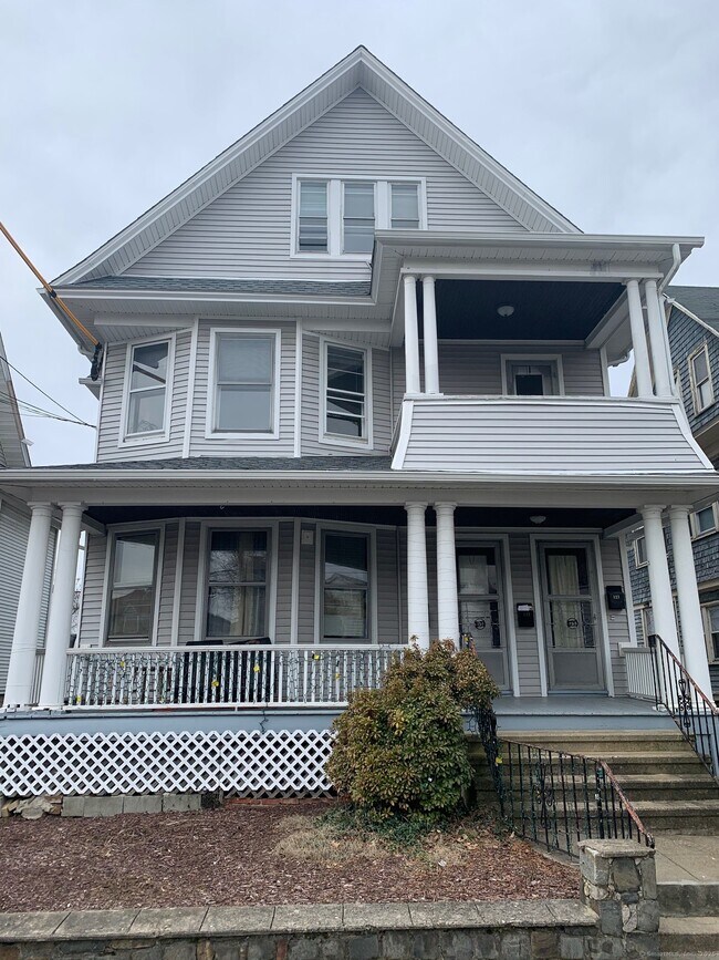 Primary Photo - 123 Anson St