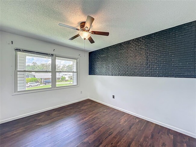 Building Photo - 1535 SE 37th Ave