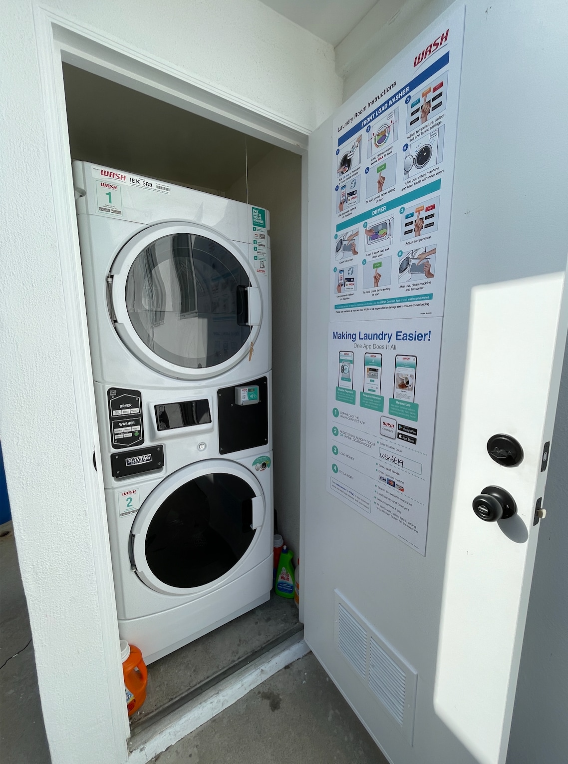 Building Photo - 3633 Kelton Ave